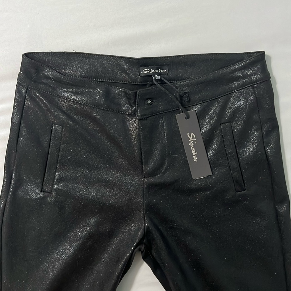 Shinestar shiny leggings. Size M.